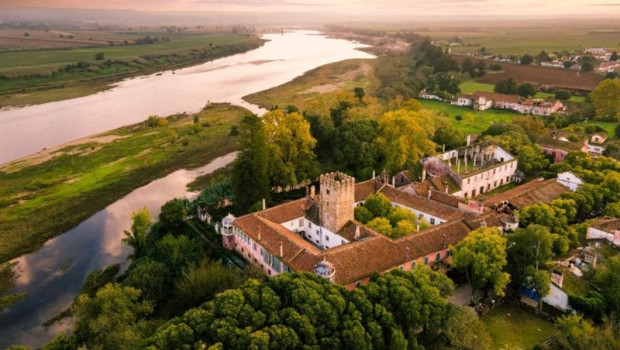 ep vila gale factura 3215 millones en 2025 e invertira 215 millones en 12 nuevos hoteles este ano