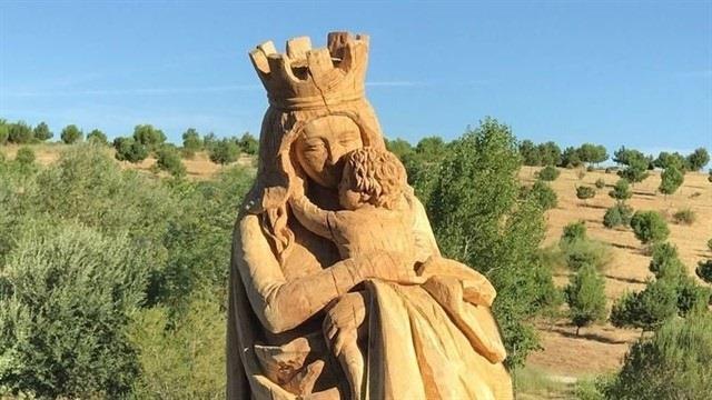 Virgen del Abrazo | CHANGE.ORG ep virgenabrazo