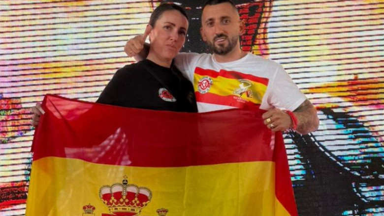 antonio esteve junto a su mujer