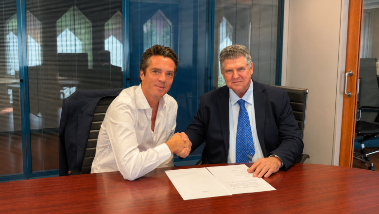 de izq a der mathieu petithuguenin presidente de paprec group y santiago diaz zavala vicepresidente ejecutivo en grupo empresarial sadisa