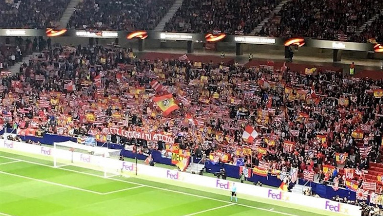 ep aficionados del atletico protestan por el nuevo escudo ep aficionados del atletico protestan por el nuevo escudo