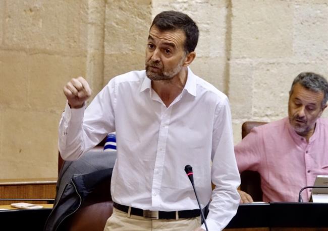 Antonio Maíllo (IULV-CA), durante su intervención en el Pleno del Parlamento | EUROPA PRESS ep antonio maillo iulv-ca duranteintervencionplenoparlamento