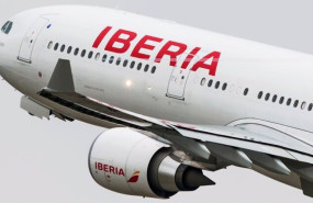 ep archivo   avion de iberia despegando