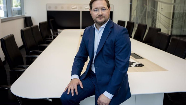 ep archivo   ntt data espana nombra director general a victor lopez barrantes