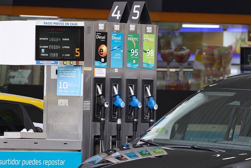 Bank of America reinicia Repsol en mantener, con valoración de 15,50 euros