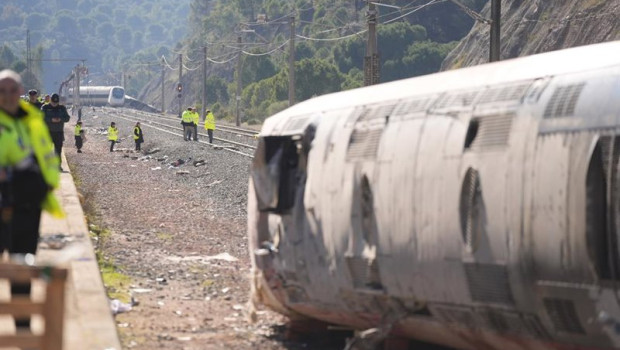 ep archivo uno de los vagones del tren de iryo que descarrilo a 20 de enero de 2026 en adamuz ep archivo uno de los vagones del tren de iryo que descarrilo a 20 de enero de 2026 en adamuz