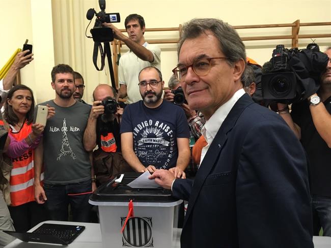 ep arturvotareferendum1-o