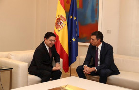 ep el ministro de asuntos exteriores marroqui nasser bourita i con el presidente del gobierno en