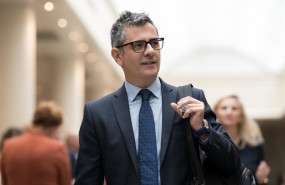 ep el ministro de la presidencia justicia y relaciones con las cortes felix bolanos a su llegada