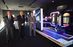 ep el presidente de la junta de andalucia juanma moreno ha visitado el parque tecnologico de
