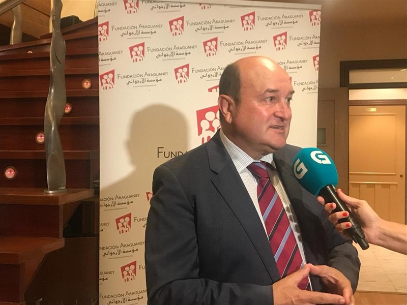 ep el presidente del ebb del pnv andoni ortuzar en un acto en santiago de compostela