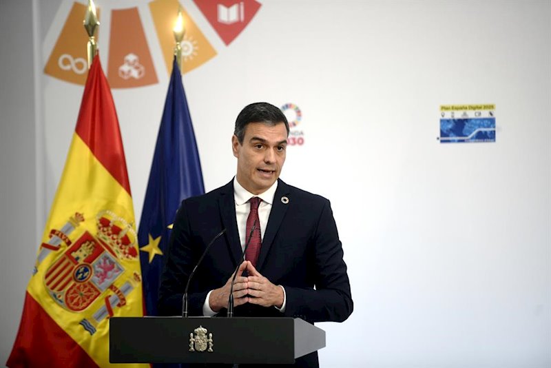 https://img.s3wfg.com/web/img/images_uploaded/d/2/ep_el_presidente_del_gobierno_pedro_sanchez_preside_la_presentacion_de_la_agenda_espana_digital_2025.jpg
