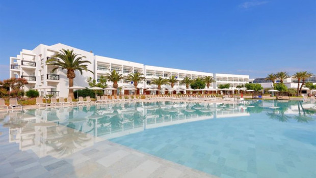 ep grand palladium select palace ibiza