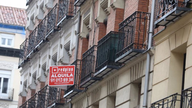 ep imagen de recurso de un anuncio de un piso en alquiler en madrid espana a 31 de marzo de 2020
