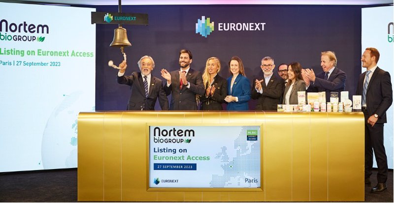 ep jose luis vazquez fundador y presidente de nortem biogroup y su equipo tocaron la campana durante ep jose luis vazquez fundador y presidente de nortem biogroup y su equipo tocaron la campana durante