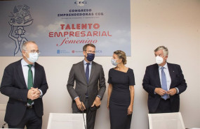 ep la vicepresidenta segunda del gobierno yolanda diaz junto con el presidente de la xunta alberto