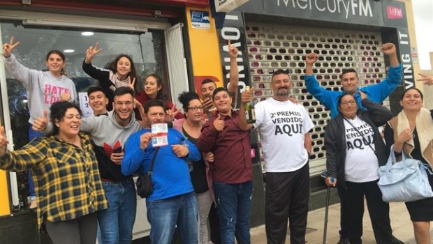 ep los afortunados celebranpremio
