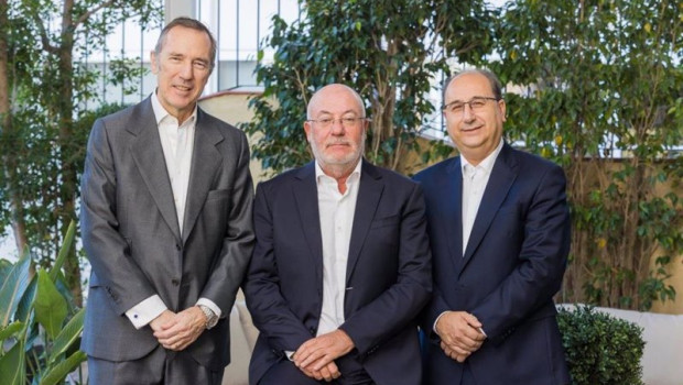 ep pie de foto de izq a dcha gaston durand socio responsable del area de legal santiago casadejus ep pie de foto de izq a dcha gaston durand socio responsable del area de legal santiago casadejus