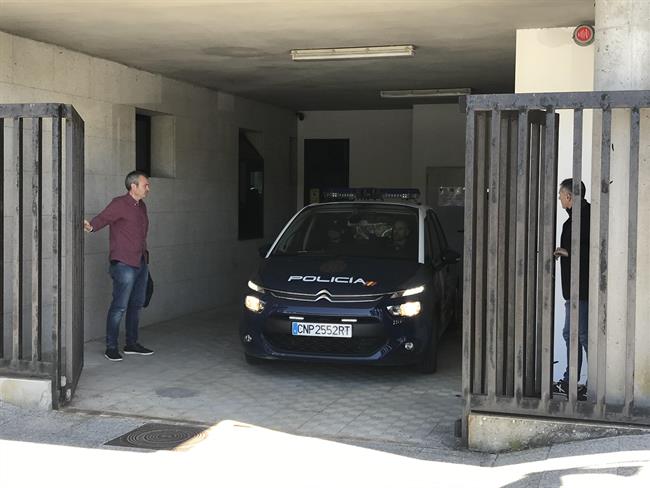 Salida de 'El Chicle' del juzgado de Ribeira (A Coruña) | EUROPA PRESS ep salida de chicle del juzgadoribeira a coruna