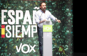 ep santiago abascal presidente de vox en un mitin de vox en vigo en la campana para las elecciones