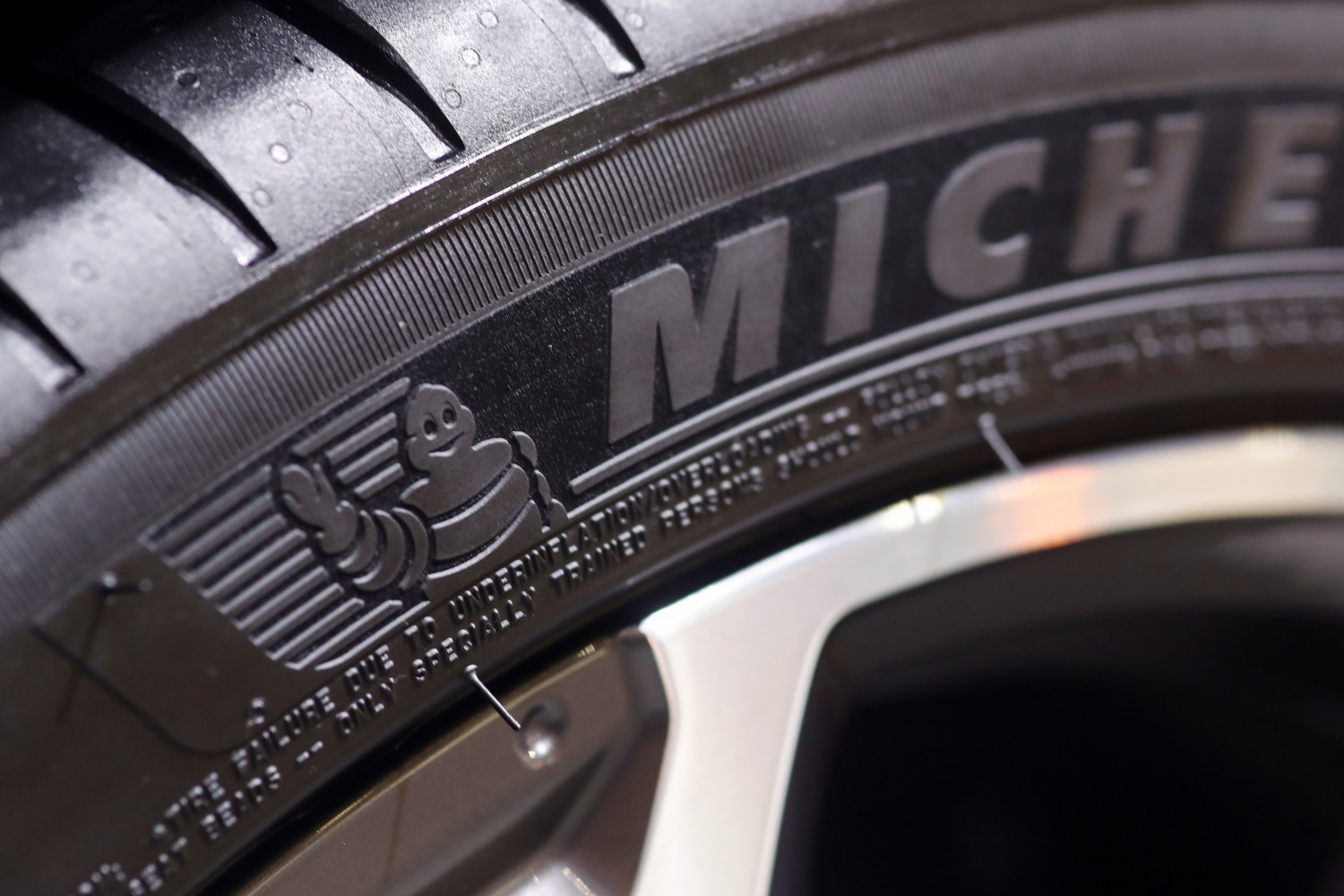 le logo michelin a munich 