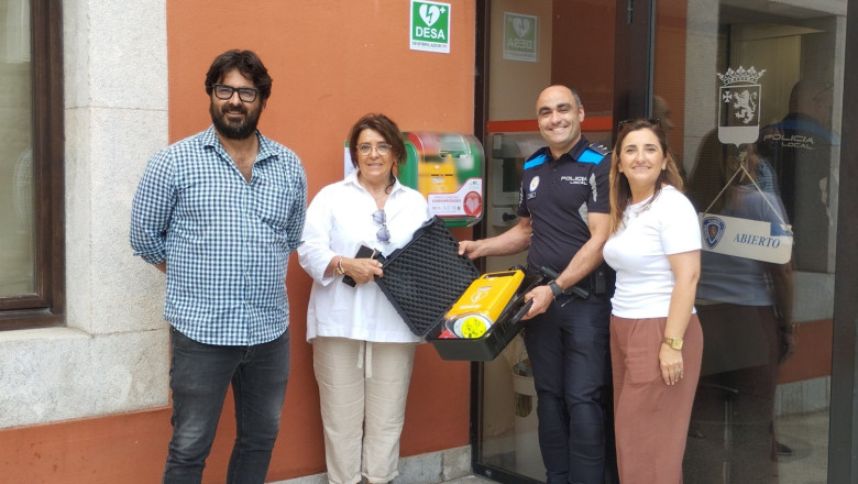 2025 07 31 el ayuntamiento de llanes se convierte en municipio cardioprotegido con 7 desfibriladores accesible las 24 horas foto1 