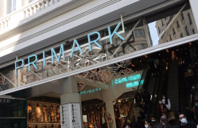 ep archivo - letrero del primark de gran via en madrid espana