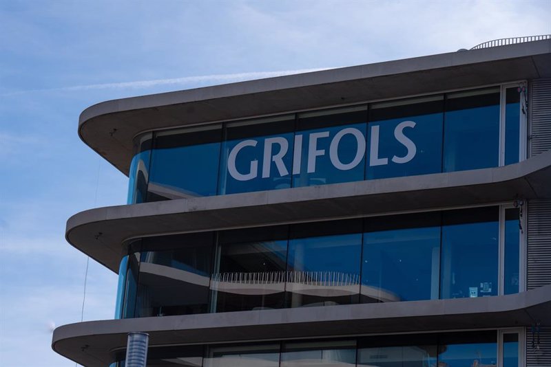 Grifols se hunde tras el cúmulo de noticias negativas: Aún se enfrenta a dificultades