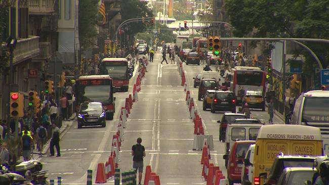 Barcelona prohibirá circular a coches de más de 20 años | EUROPAPRESS ep barcelona prohibira circularcochesmas20 anos
