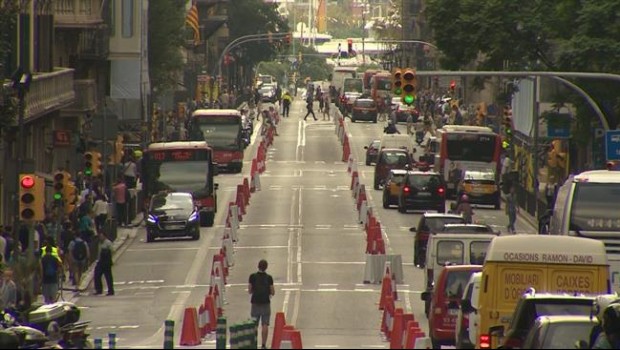ep barcelona prohibira circularcochesmas20 anos