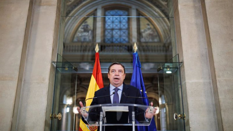 El ministro de Agricultura, Pesca y Alimentación, Luis Planas, en rueda de prensa este lunes. | Alejandro Martínez Vélez - Europa Press ep el ministro de agricultura pesca y alimentacion luis planas en rueda de prensa este lunes