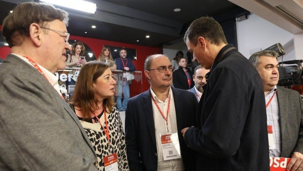ep el presidente de aragon javier lamban en el comite federal del psoe con pedro sanchez
