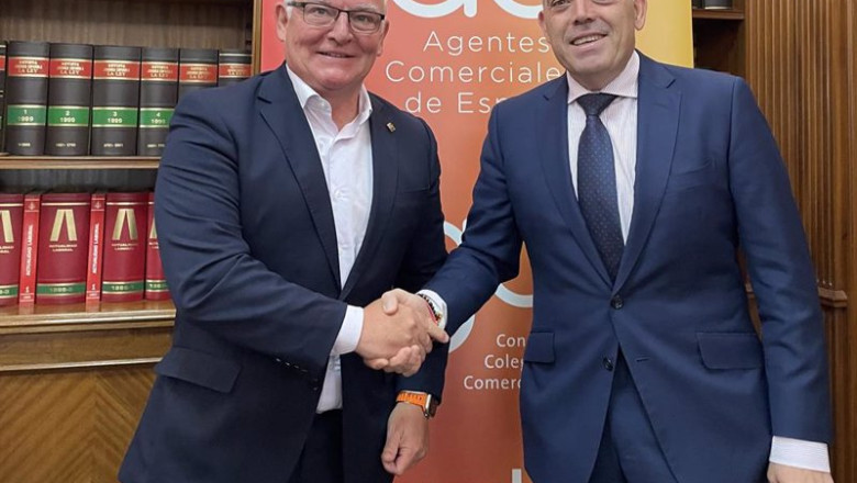 ep el presidente del consejo general de colegios de agentes comerciales de espana manuel maestre y ep el presidente del consejo general de colegios de agentes comerciales de espana manuel maestre y