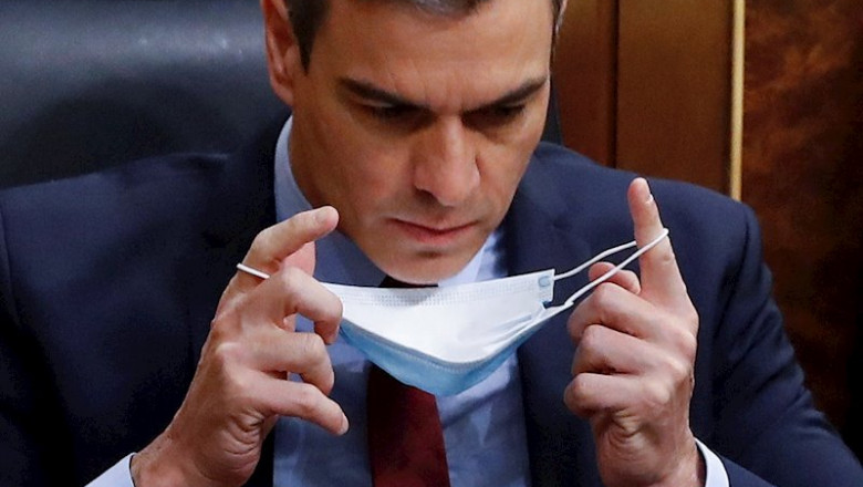 El presidente del Gobierno, Pedro Sánchez, al inicio este miércoles en el Congreso del debate de la quinta prórroga del estado de alarma, en Madrid (España), a 20 de mayo de 2020. | Pool ep el presidente del gobierno pedro sanchez al inicio este miercoles en el congreso del debate de la