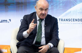 ep el vicepresidente del banco central europeo luis de guindos interviene durnate el xii foro