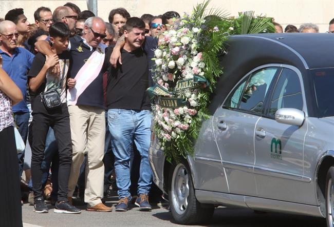 ep entierrola joven fallecidaaccidente mortalun ascensorvalme