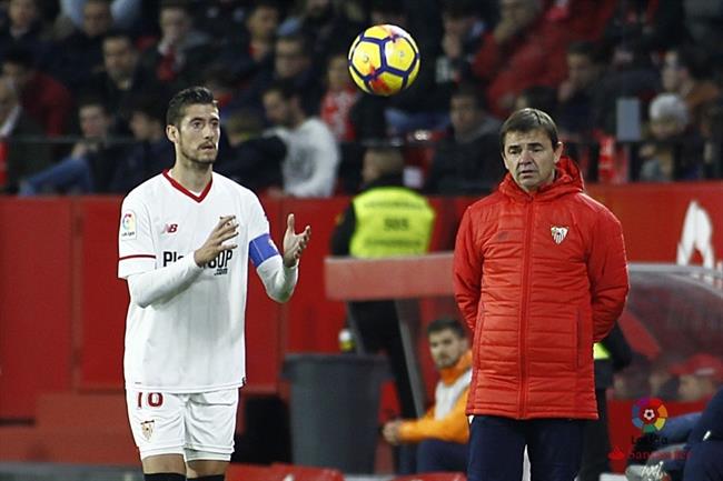 Ernesto Marcucci con Escudero en el Sánchez-Pizjuán | LALIGA ep ernesto marcucciescuderosanchez-pizjuan