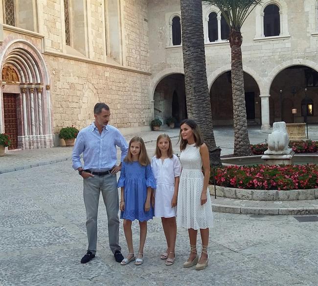 ep familia realpalaciola almudaina