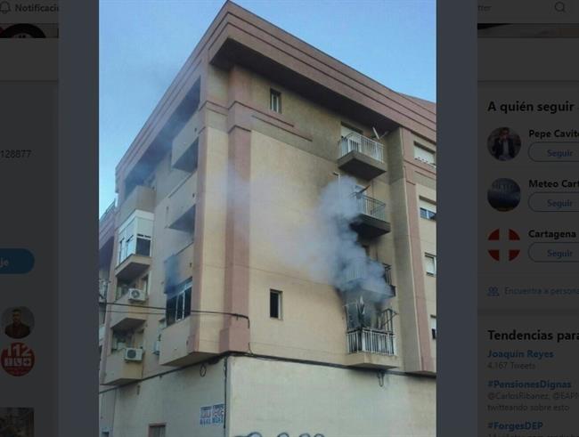 Imagen de la vivienda afectada por las llamas | POLICÍA LOCAL DE CARTAGENA ep imagenla vivienda afectadalas llamas