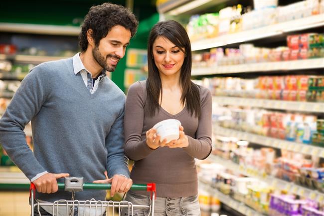 Pareja comprado comida en el supermercado | GO FIT ep pareja comprado comidasupermercado