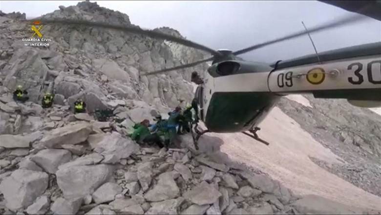 Rescate de la Guardia Civil con helicóptero | GUARDIA CIVIL - Archivo ep rescatela guardia civilhelicoptero
