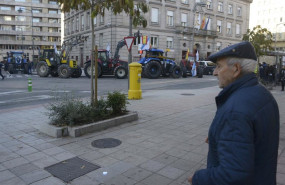 ep tractora en ourense ante la subdelegacion del gobierno a 29 de diciembre de 2025