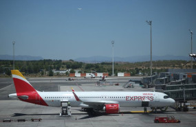 ep un avion de iberia express en el aeropuerto adolfo suarez madrid barajas a 3 de julio de 2026 en