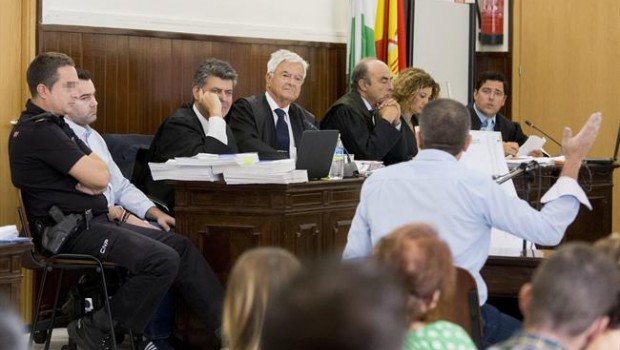 ep unolos testigos durantejuiciodoble crimenalmonte