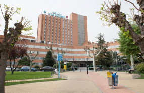 ep zonas externas pertenecientes al hospital 12 de octubre donde se lucha contra el coronavirus en