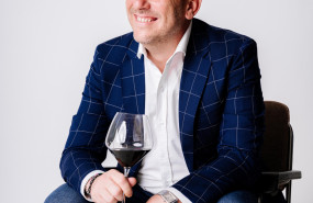 7ce58522 367f 4976 a22e 50a9424b54a9 