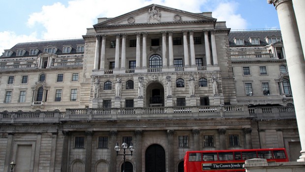 Bank of England by Alex Guibord (Flickr)