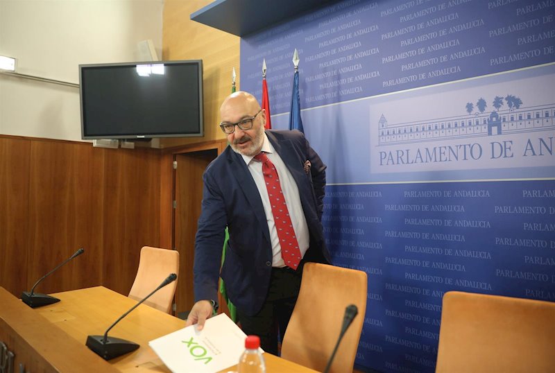 ep alejandro hernandez este miercoles en rueda de prensa