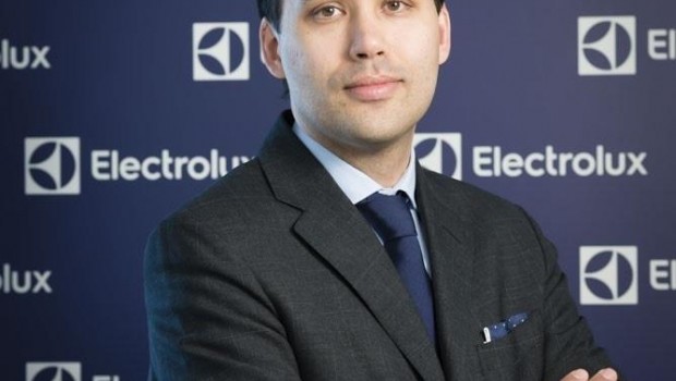 ep alexander pierrou electrolux