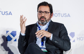 ep archivo   el presidente de ala javier gandara interviene durante una mesa sobre aeronautica en el